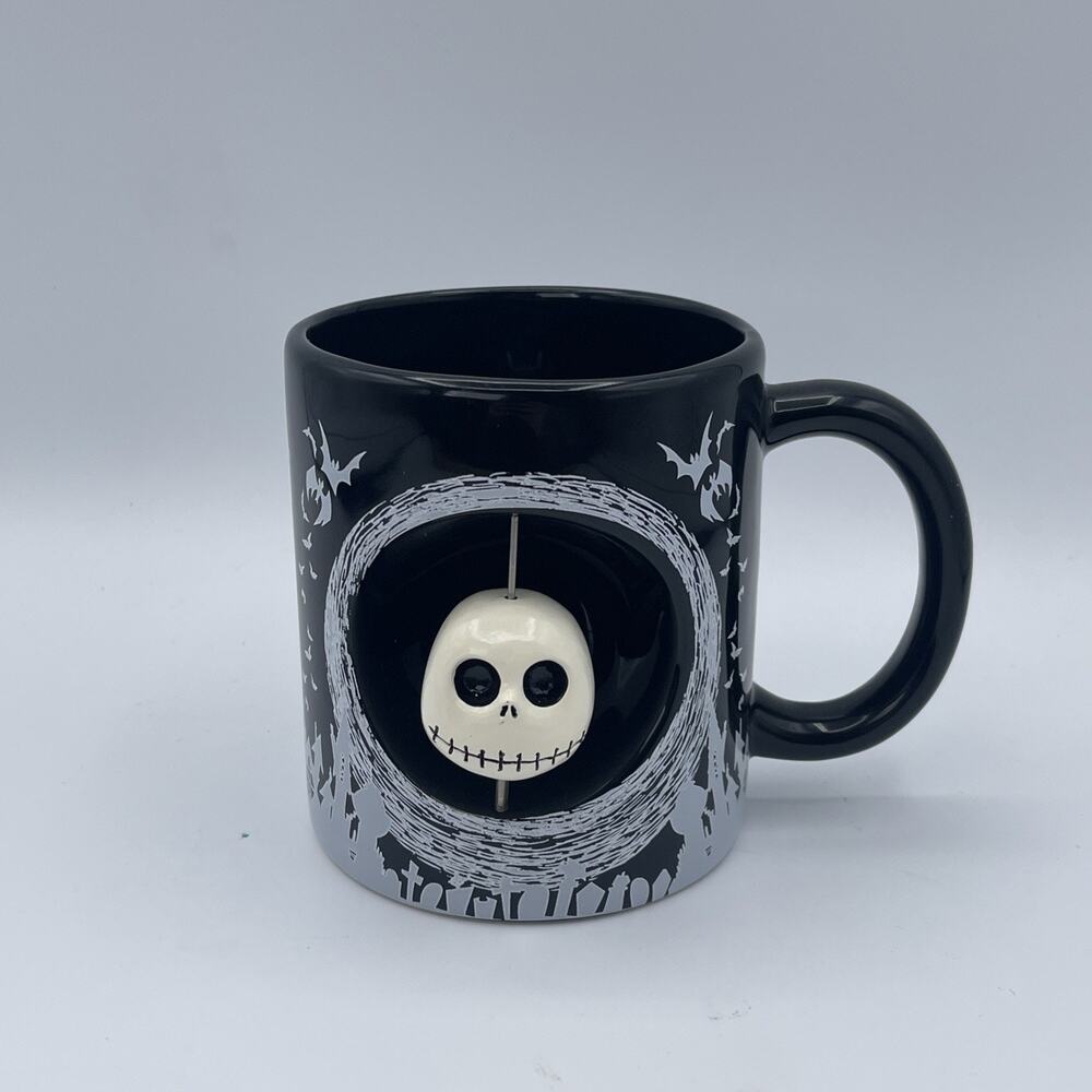 Spinning Jack Skellington Disney Nightmare Before‎ Christmas 20 Oz Coffee Mug